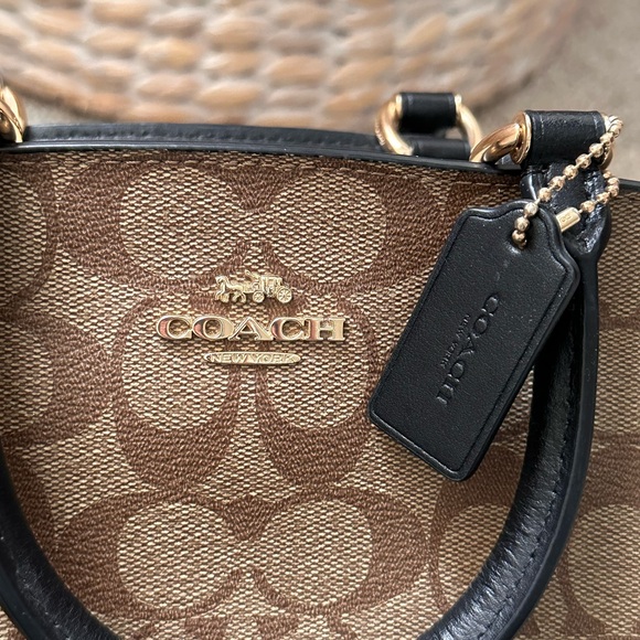 Coach Signature Brown and Black Purse - Picture 6 of 8